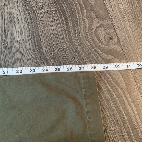 Levi's High Loose Cargo Pants - Picture 6 of 6